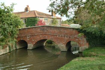 The 3 arch bridge once adjoining the mill 12th October 2003